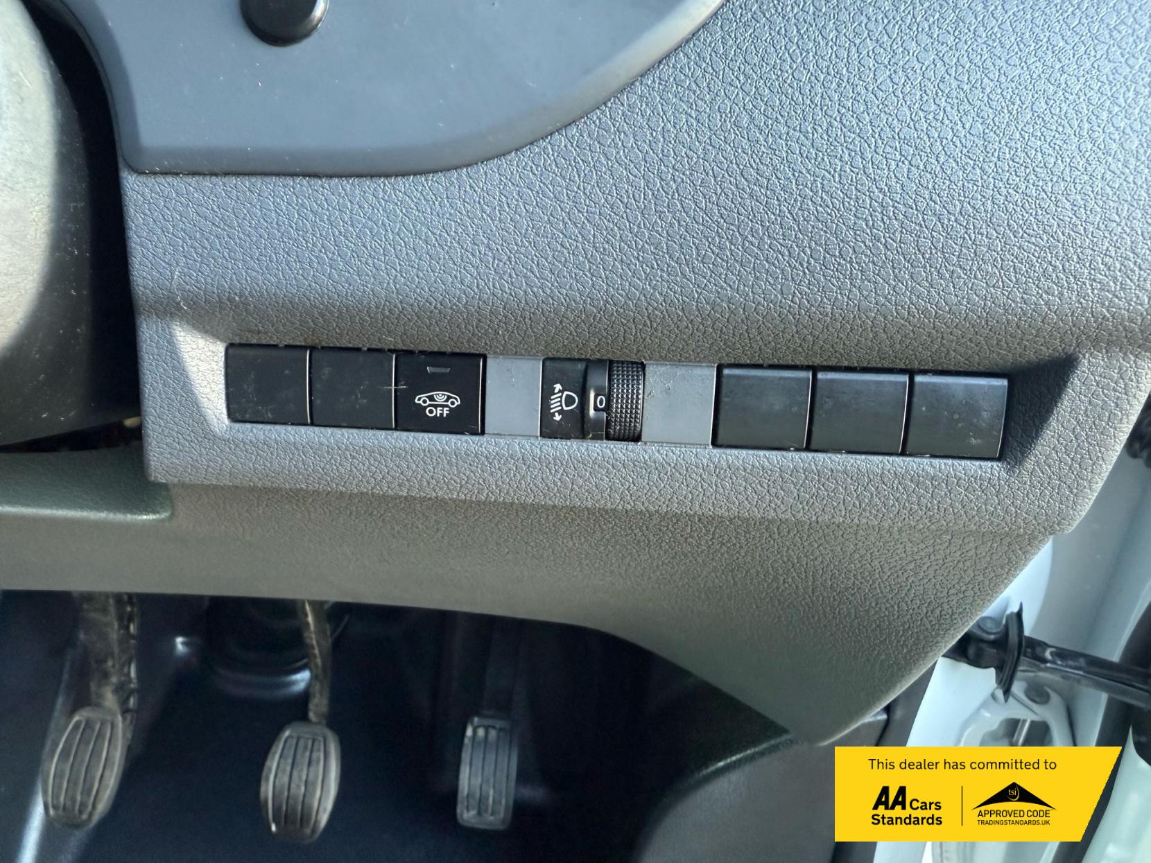 Vauxhall Vivaro 1.5 Turbo D 2900 Dynamic Panel Van 6dr Diesel Manual L2 H1 Euro 6 (s/s) (100 ps)