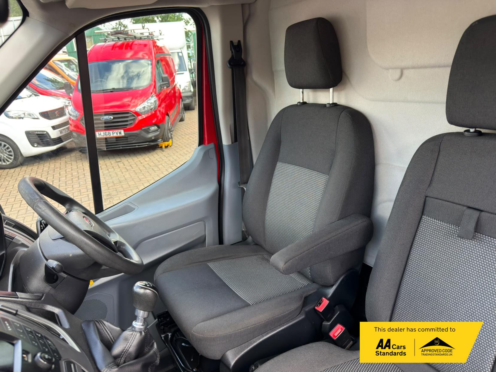 2018 Ford Transit 2.0 350 EcoBlue Panel Van 5dr Diesel Manual RWD L3 H3 Euro 6 (130 ps) - Thumbnail 17