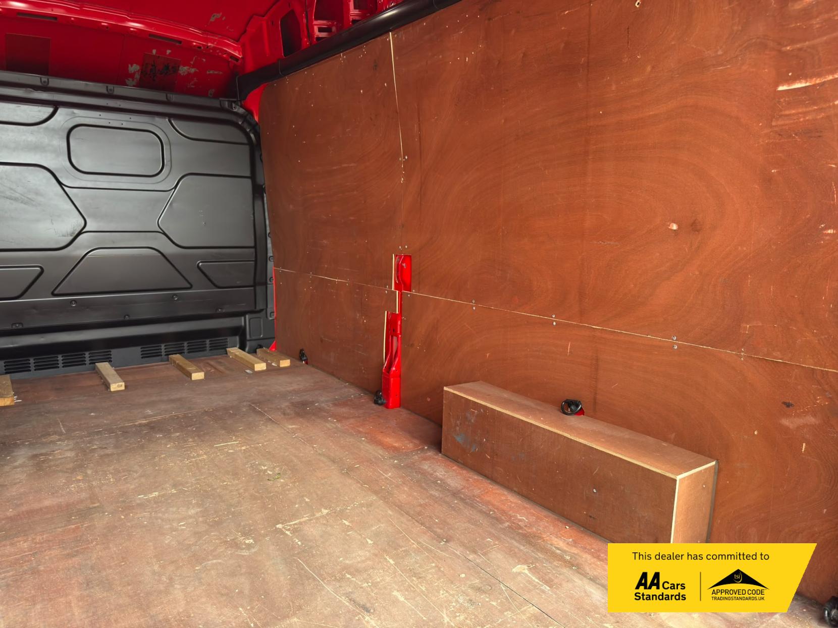 2018 Ford Transit 2.0 350 EcoBlue Panel Van 5dr Diesel Manual RWD L3 H3 Euro 6 (130 ps) - Thumbnail 14