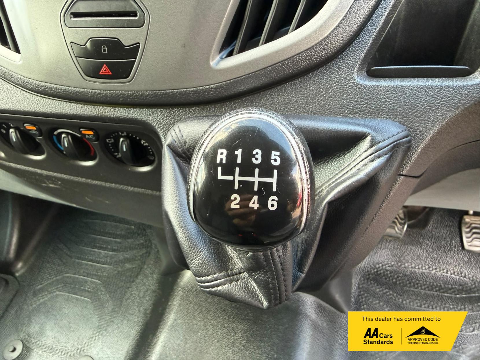 2018 Ford Transit 2.0 350 EcoBlue Panel Van 5dr Diesel Manual RWD L3 H3 Euro 6 (130 ps) - Thumbnail 38