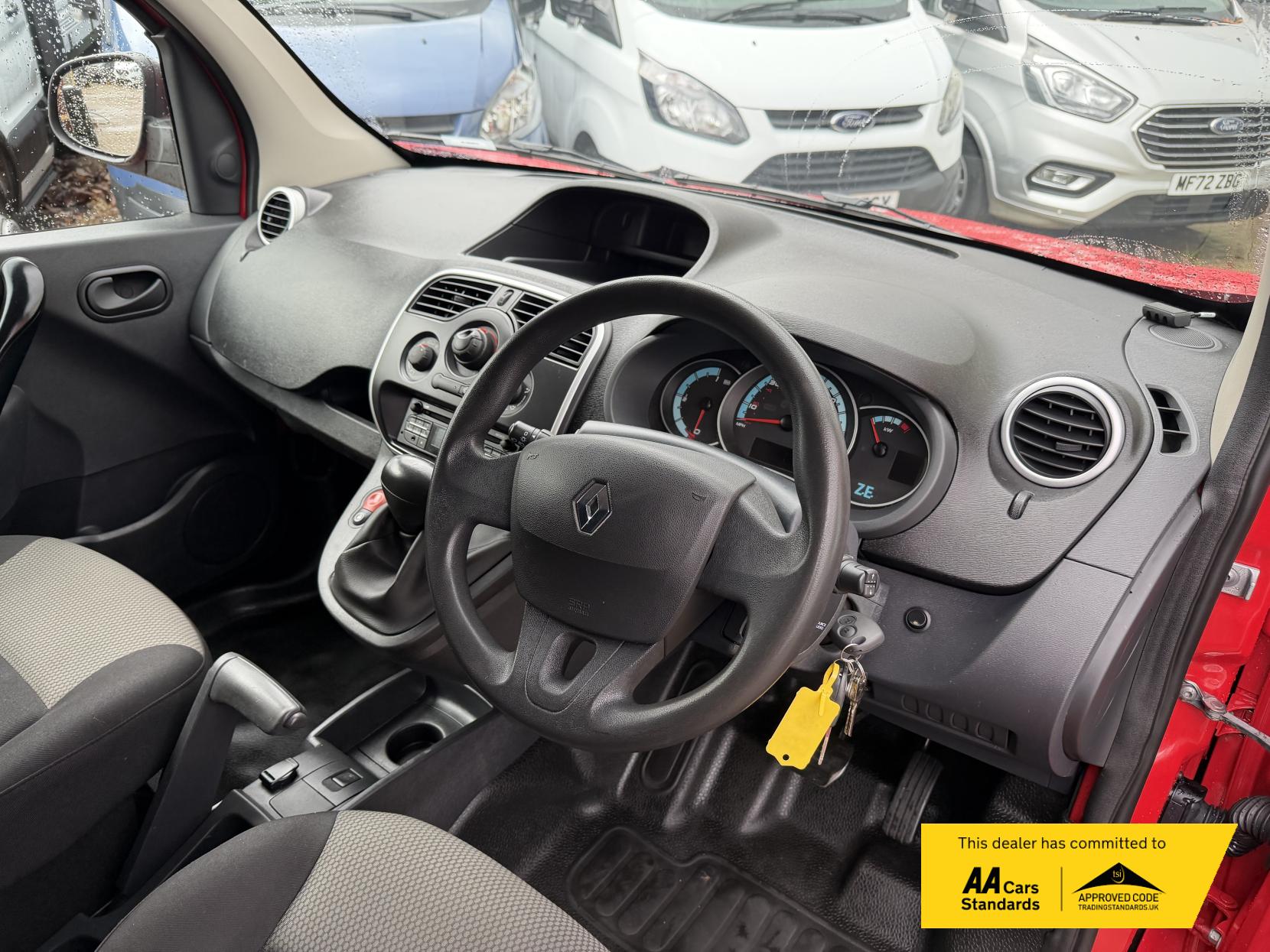 Renault Kangoo Maxi ZE 33kWh Business Panel Van 6dr Electric Auto L3 H1 (60 ps)