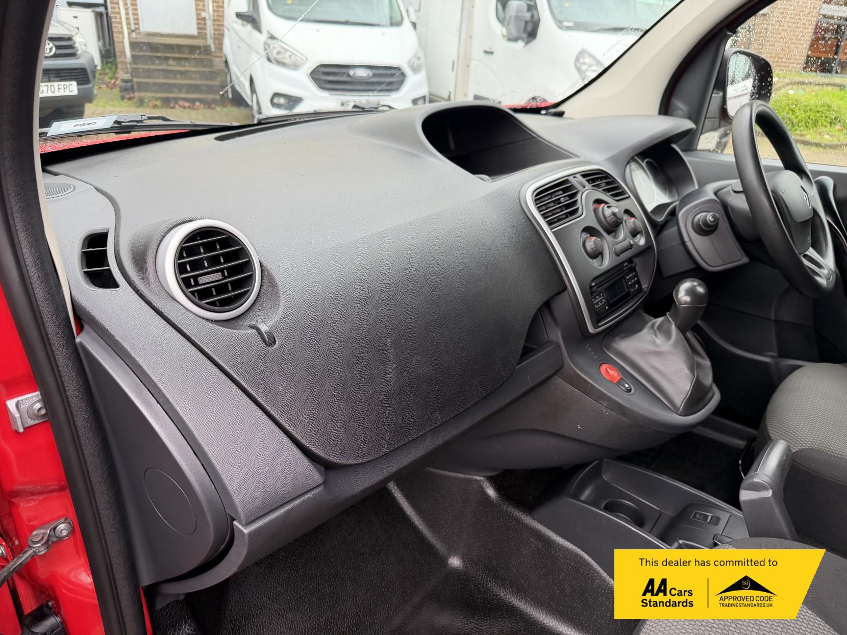 Renault Kangoo Maxi ZE 33kWh Business Panel Van 6dr Electric Auto L3 H1 (60 ps)