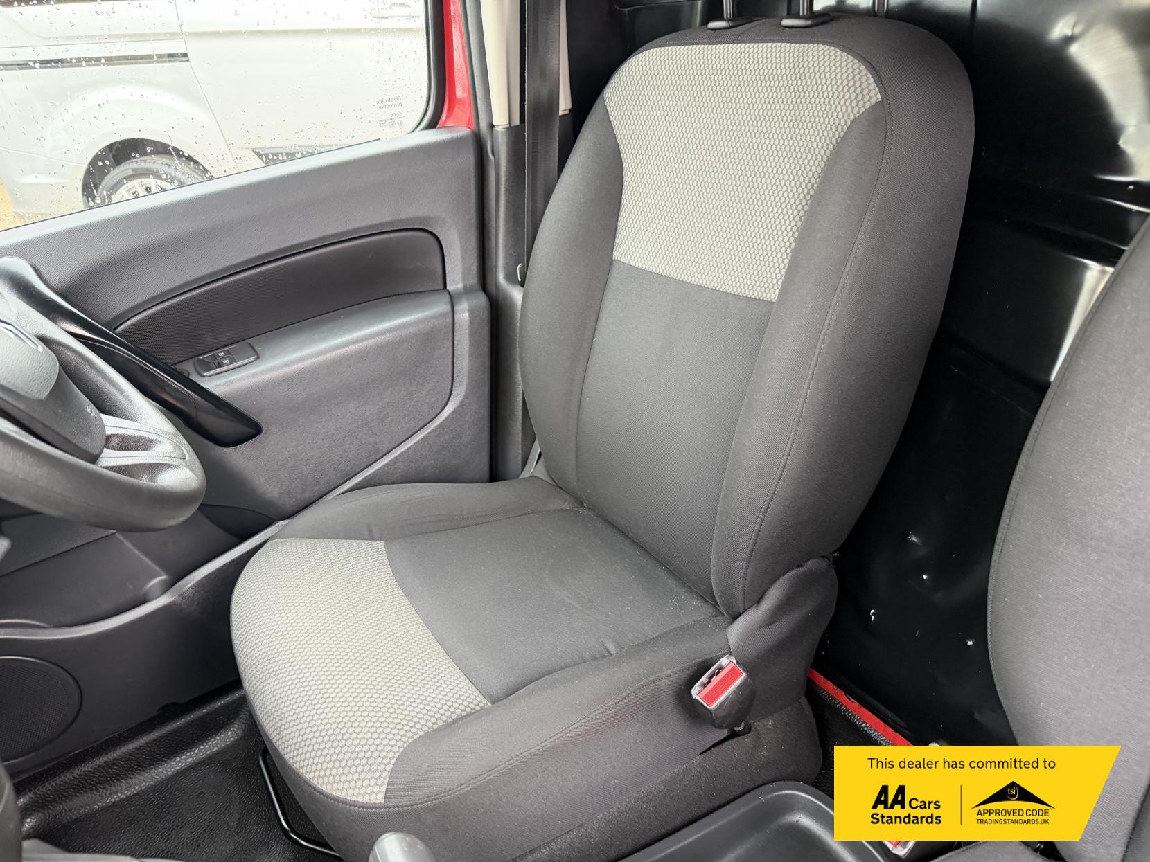 Renault Kangoo Maxi ZE 33kWh Business Panel Van 6dr Electric Auto L3 H1 (60 ps)