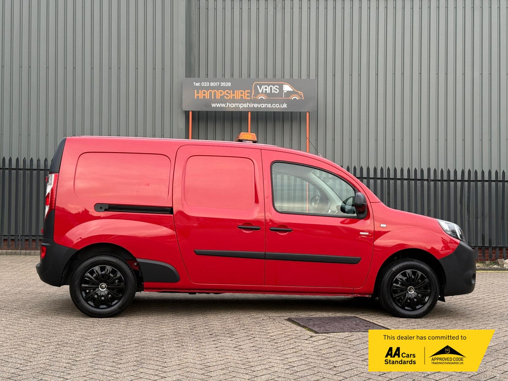 Renault Kangoo Maxi ZE 33kWh Business Panel Van 6dr Electric Auto L3 H1 (60 ps)