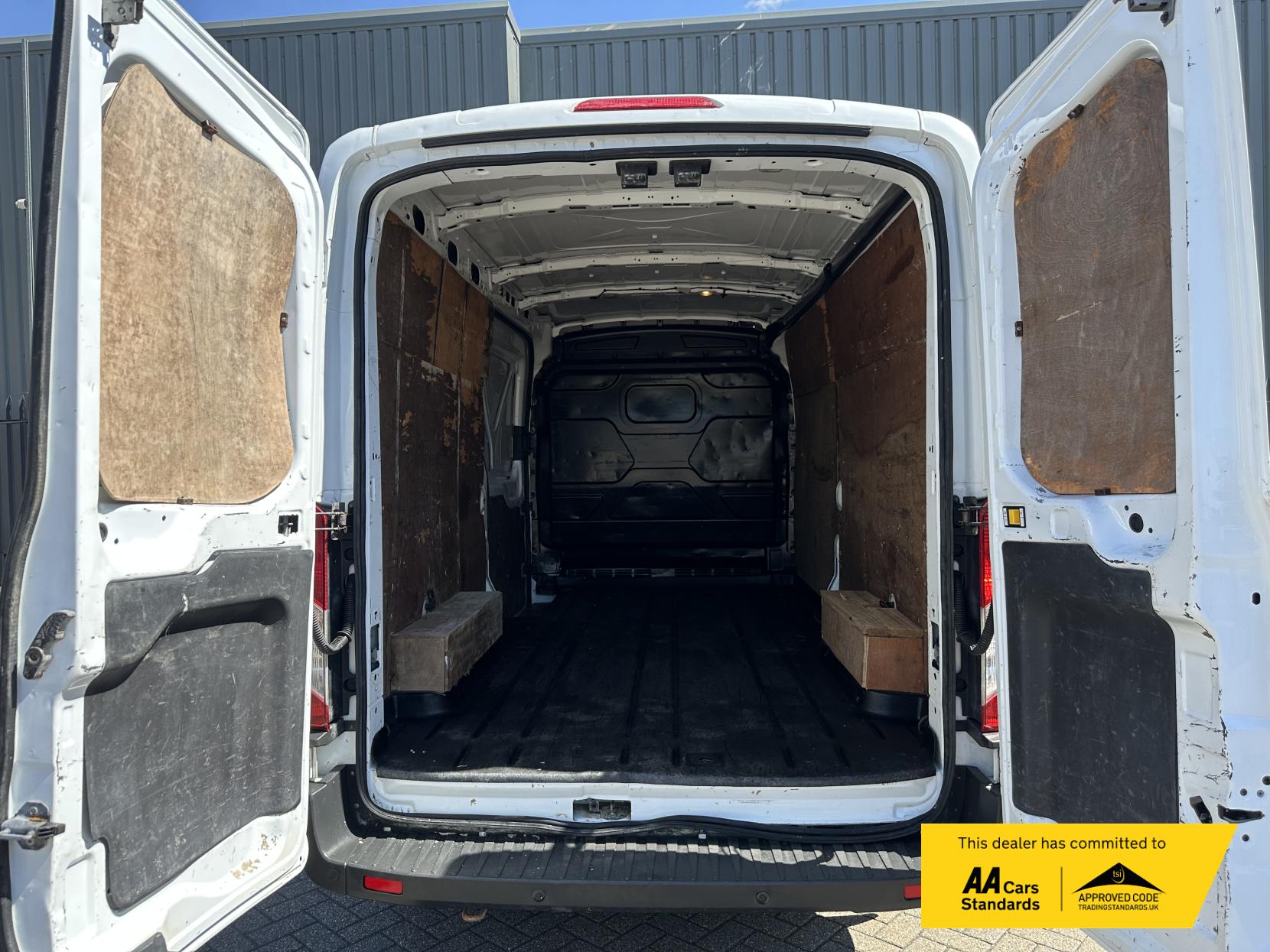 Ford Transit 2.2 TDCi 350 Trend Panel Van 5dr Diesel Manual RWD L3 H2 Euro 5 (125 ps)