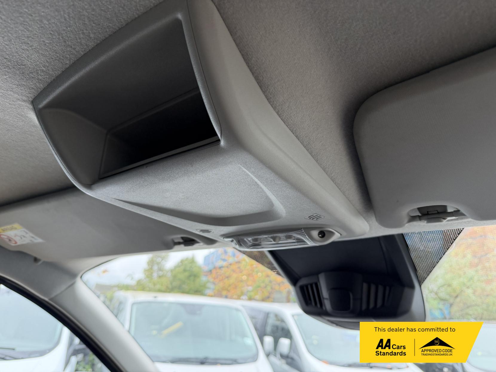 Ford Transit Custom 2.0 300 EcoBlue Limited Panel Van 5dr Diesel Auto L1 H1 Euro 6 (s/s) (130 ps)