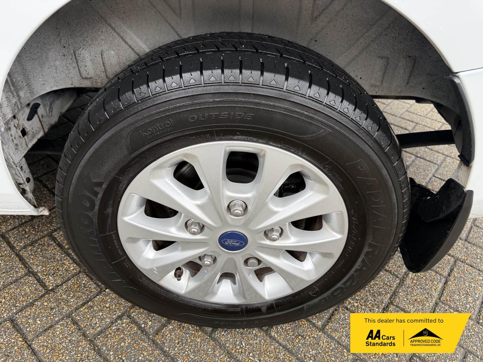 Ford Transit Custom 2.0 300 EcoBlue Limited Panel Van 5dr Diesel Auto L1 H1 Euro 6 (s/s) (130 ps)