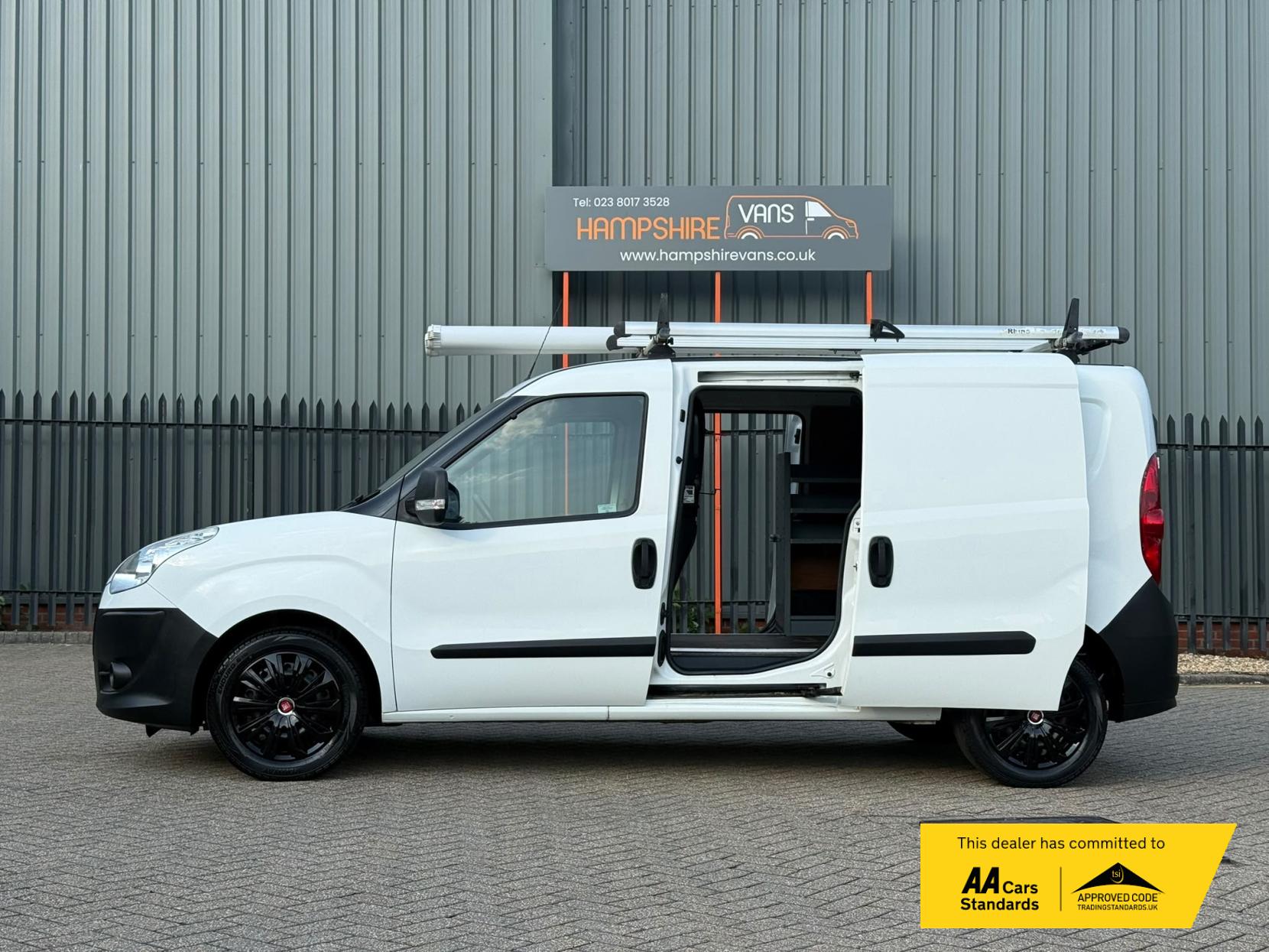 2013 Fiat Doblo 1.3 JTD MultiJetII 16v Panel Van 4dr Diesel Manual L1 H1 (133 g/km, 90 bhp) - Thumbnail 5