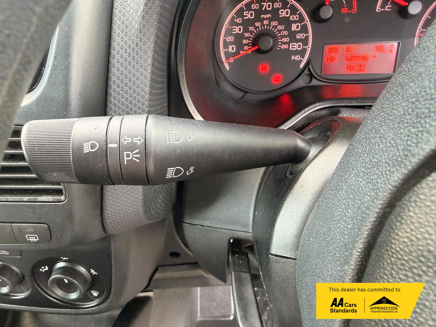 2013 Fiat Doblo 1.3 JTD MultiJetII 16v Panel Van 4dr Diesel Manual L1 H1 (133 g/km, 90 bhp) - Thumbnail 31