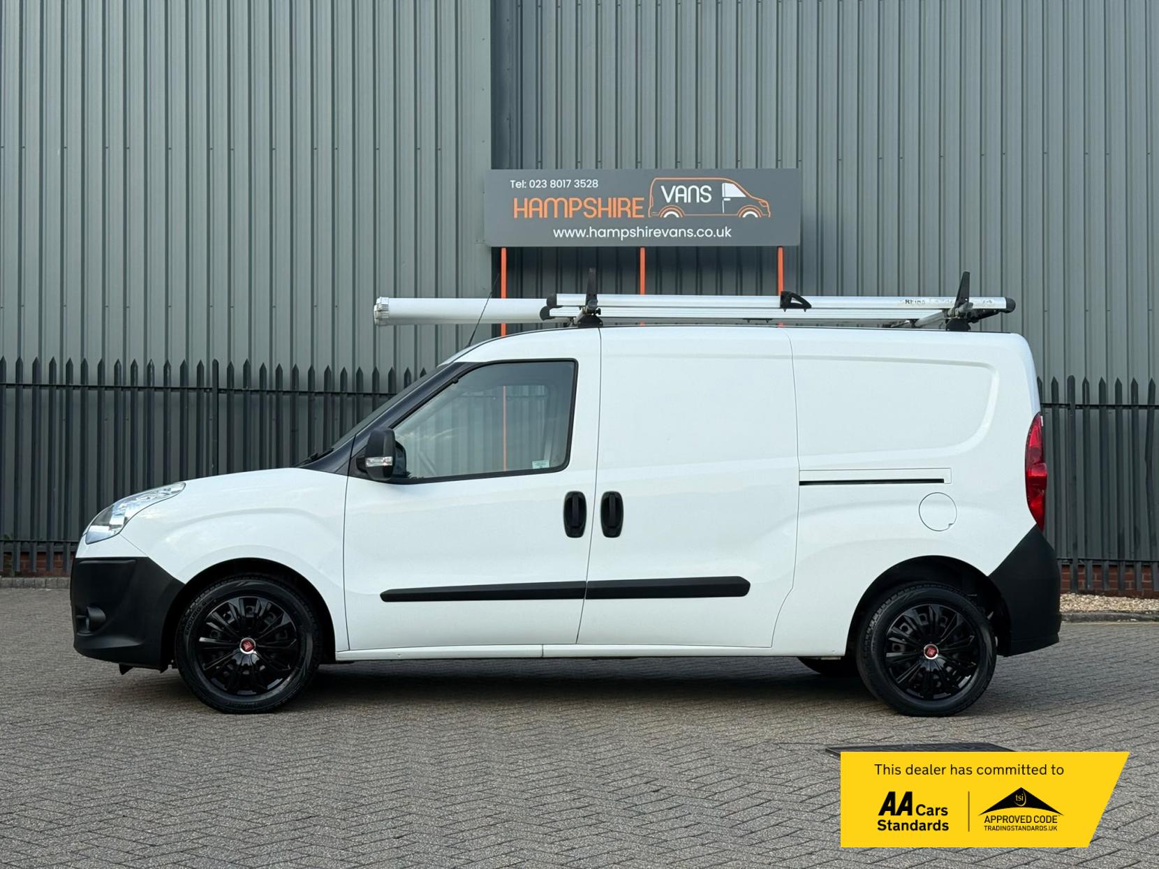 2013 Fiat Doblo 1.3 JTD MultiJetII 16v Panel Van 4dr Diesel Manual L1 H1 (133 g/km, 90 bhp) - Thumbnail 6