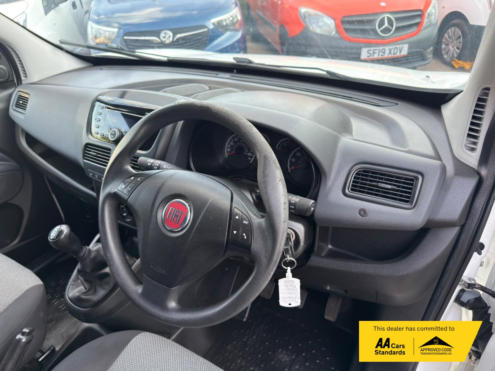 2013 Fiat Doblo 1.3 JTD MultiJetII 16v Panel Van 4dr Diesel Manual L1 H1 (133 g/km, 90 bhp) - Thumbnail 10