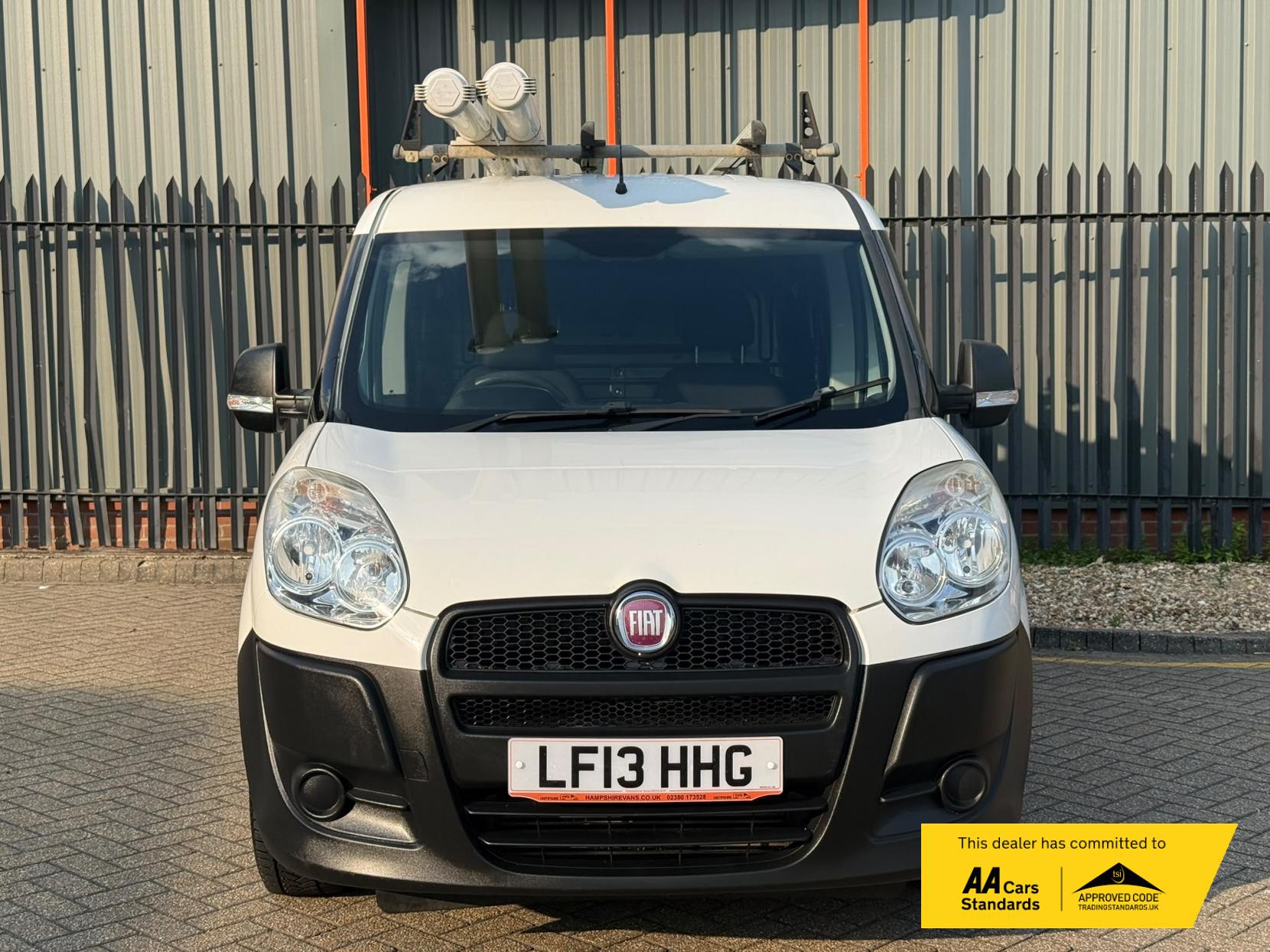 2013 Fiat Doblo 1.3 JTD MultiJetII 16v Panel Van 4dr Diesel Manual L1 H1 (133 g/km, 90 bhp) - Thumbnail 12