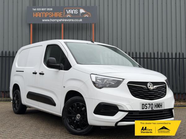 Vauxhall Combo 1.5 Turbo D 2300 Sportive Panel Van 4dr Diesel Manual L2 H1 Euro 6 (s/s) (100 ps)