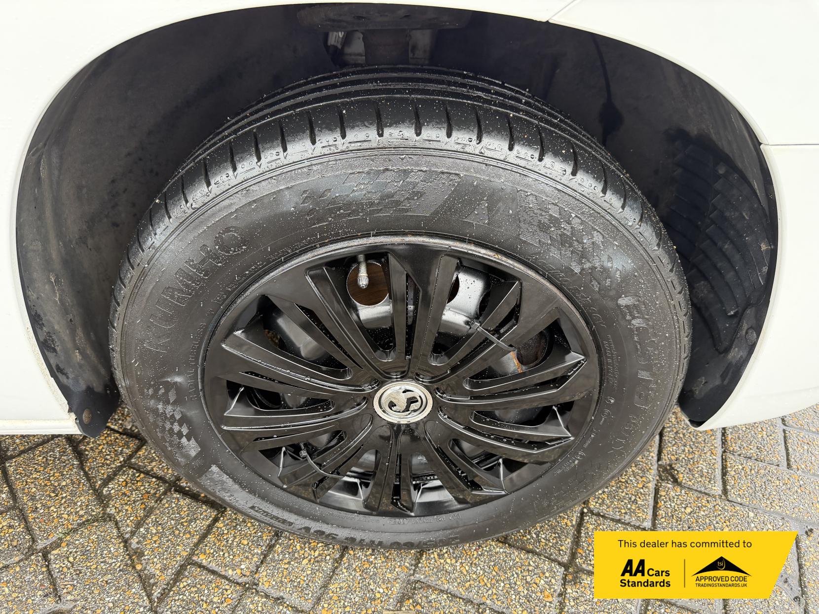 Vauxhall Combo 1.5 Turbo D 2300 Sportive Panel Van 4dr Diesel Manual L2 H1 Euro 6 (s/s) (100 ps)