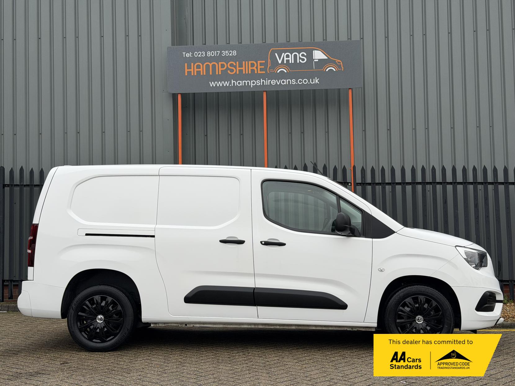 Vauxhall Combo 1.5 Turbo D 2300 Sportive Panel Van 4dr Diesel Manual L2 H1 Euro 6 (s/s) (100 ps)