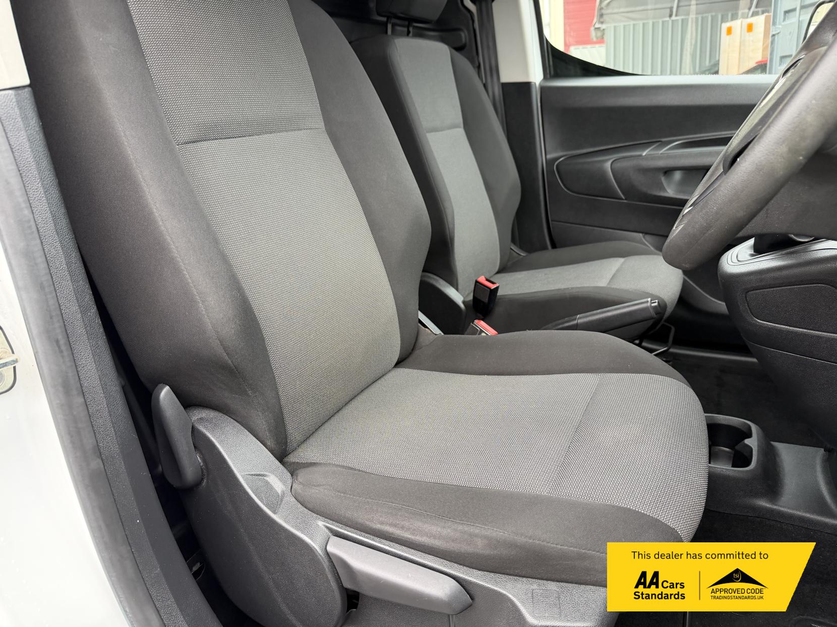 Vauxhall Combo 1.5 Turbo D 2300 Sportive Panel Van 4dr Diesel Manual L2 H1 Euro 6 (s/s) (100 ps)