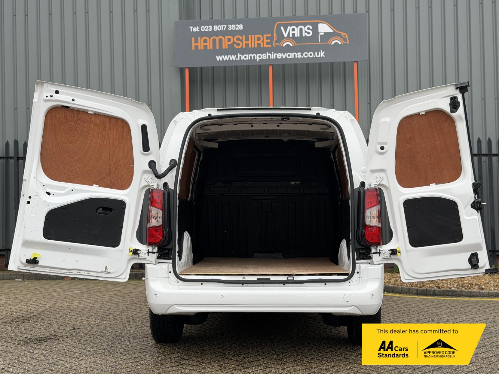 Vauxhall Combo 1.5 Turbo D 2300 Sportive Panel Van 4dr Diesel Manual L2 H1 Euro 6 (s/s) (100 ps)