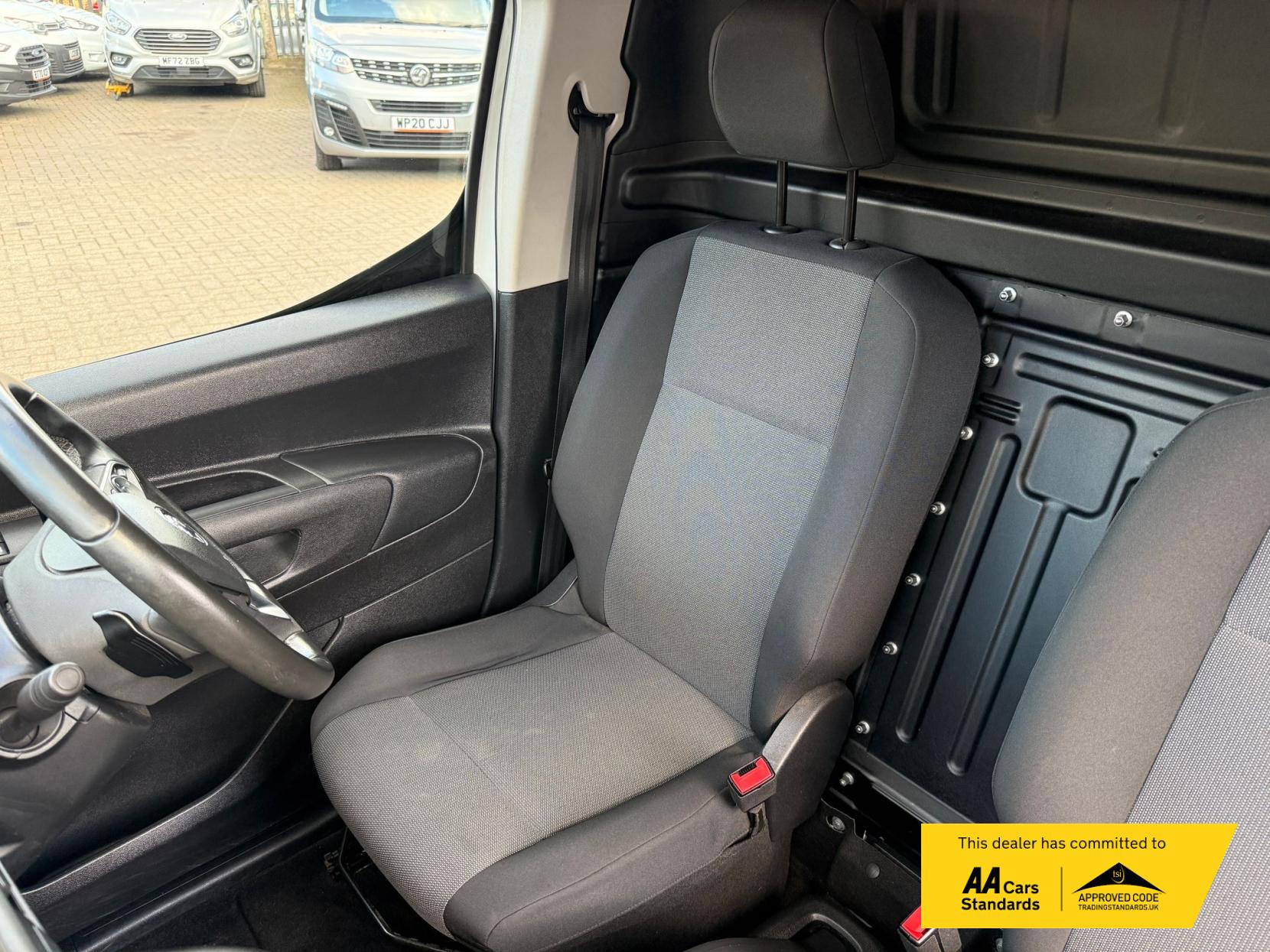 Vauxhall Combo 1.5 Turbo D 2000 Edition Panel Van 4dr Diesel Auto L1 H1 Euro 6 (s/s) (130 ps)