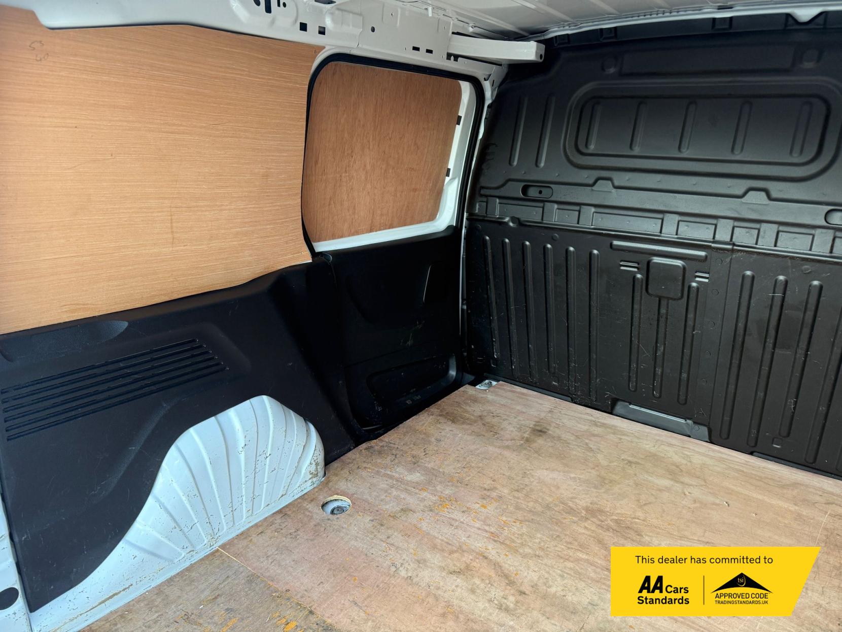 Vauxhall Combo 1.5 Turbo D 2000 Edition Panel Van 4dr Diesel Auto L1 H1 Euro 6 (s/s) (130 ps)