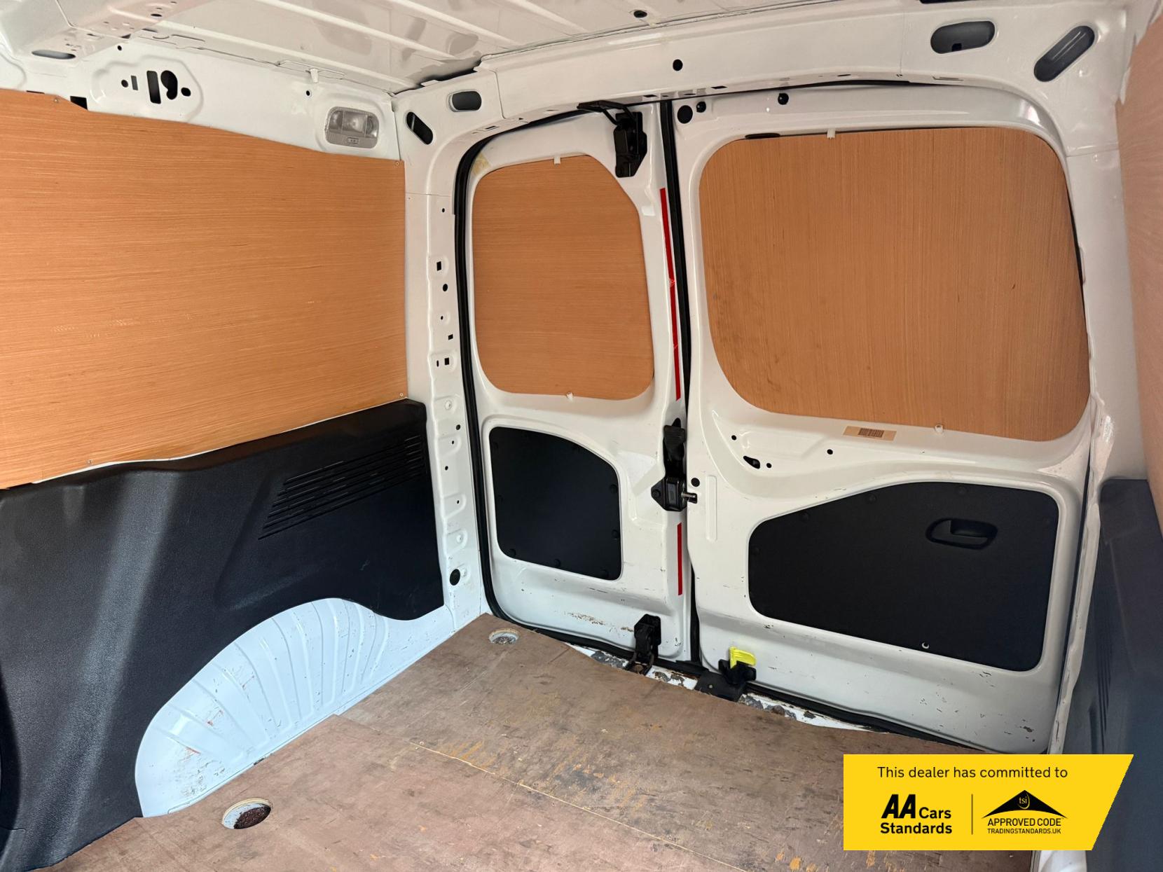 Vauxhall Combo 1.5 Turbo D 2000 Edition Panel Van 4dr Diesel Auto L1 H1 Euro 6 (s/s) (130 ps)