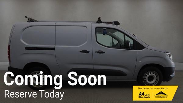 2021 Vauxhall Combo 1.5 Turbo D 2300 Edition Panel Van 4dr Diesel Manual L2 H1 Euro 6 (100 ps) - Thumbnail 5