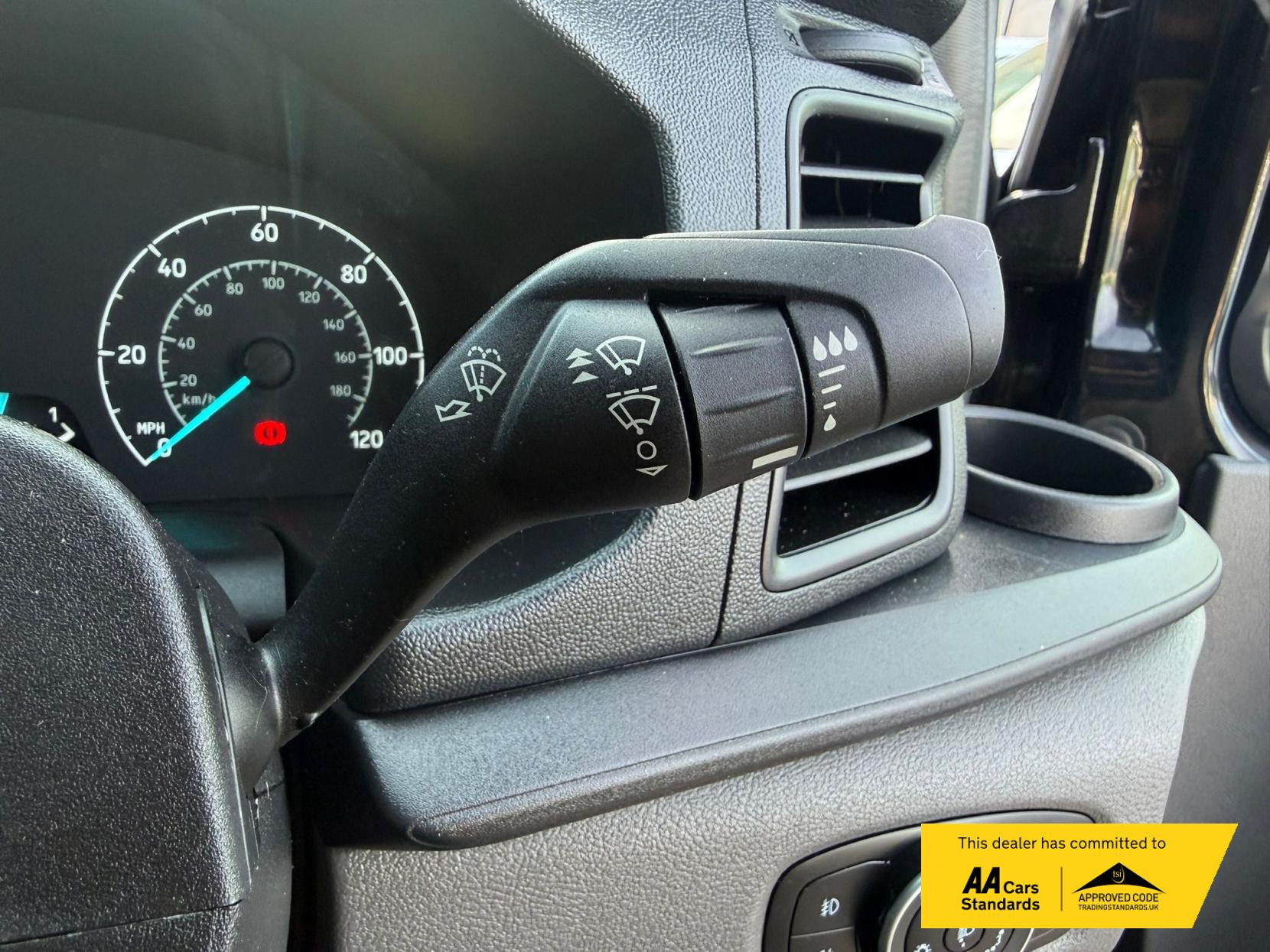 2021 Ford Transit Custom 2.0 300 EcoBlue Trail Panel Van 5dr Diesel Manual L2 H1 Euro 6 (s/s) (170 ps) - Thumbnail 47