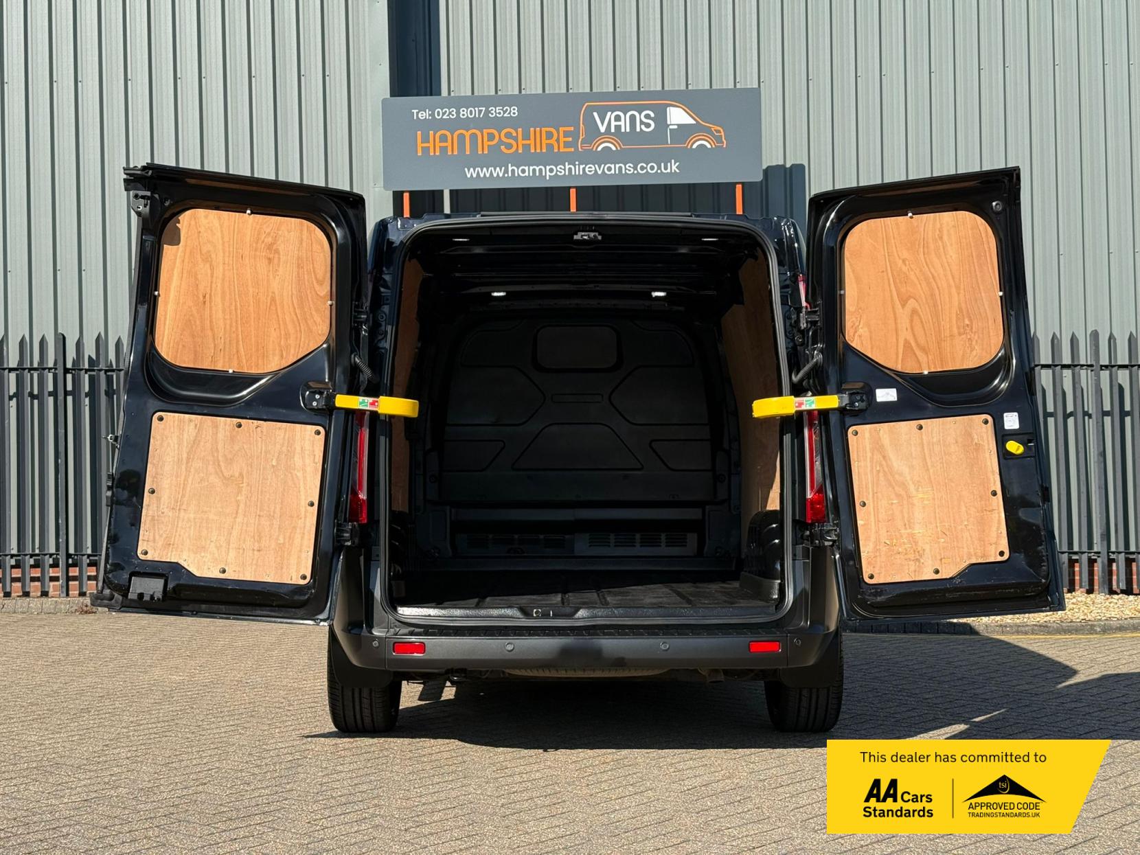 2021 Ford Transit Custom 2.0 300 EcoBlue Trail Panel Van 5dr Diesel Manual L2 H1 Euro 6 (s/s) (170 ps) - Thumbnail 58