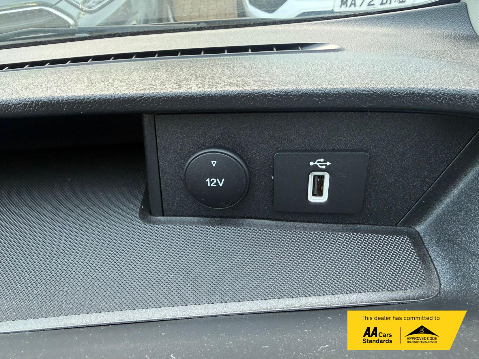 2021 Ford Transit Custom 2.0 300 EcoBlue Trail Panel Van 5dr Diesel Manual L2 H1 Euro 6 (s/s) (170 ps) - Thumbnail 50
