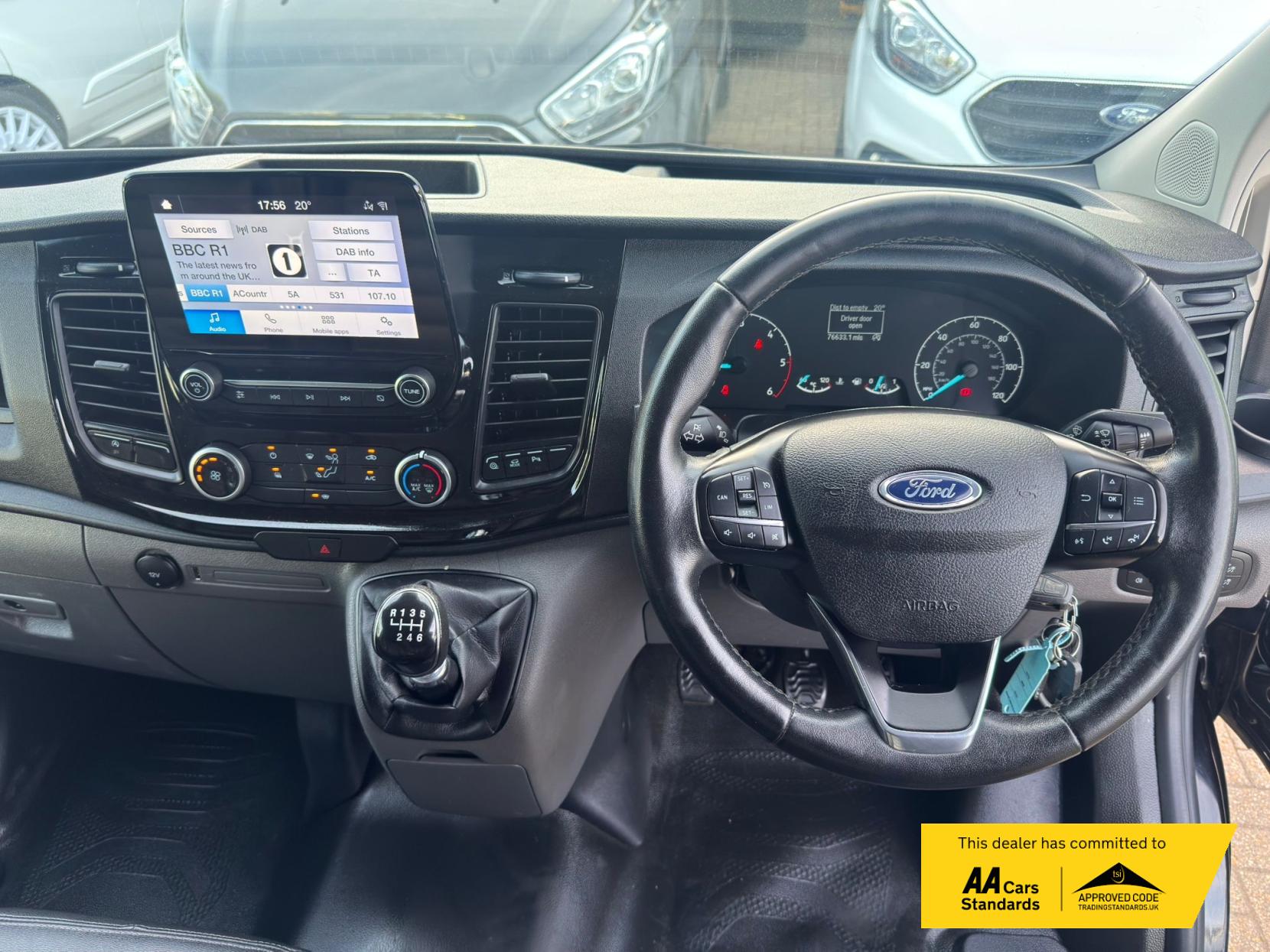 2021 Ford Transit Custom 2.0 300 EcoBlue Trail Panel Van 5dr Diesel Manual L2 H1 Euro 6 (s/s) (170 ps) - Thumbnail 49