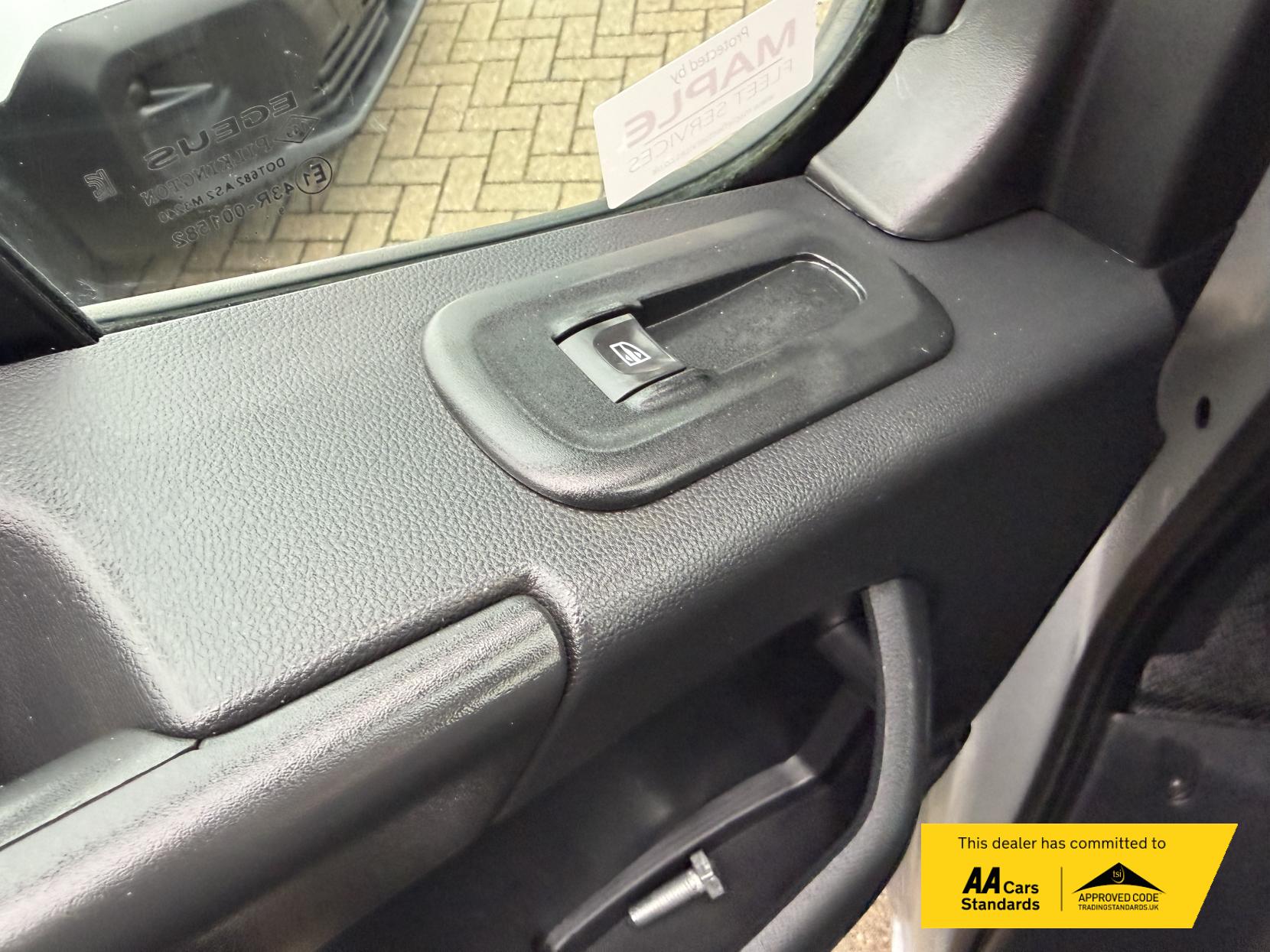 Vauxhall Movano 2.3 CDTi 3500 BiTurbo Edition Panel Van 5dr Diesel Manual FWD L3 H2 Euro 6 (135 ps)