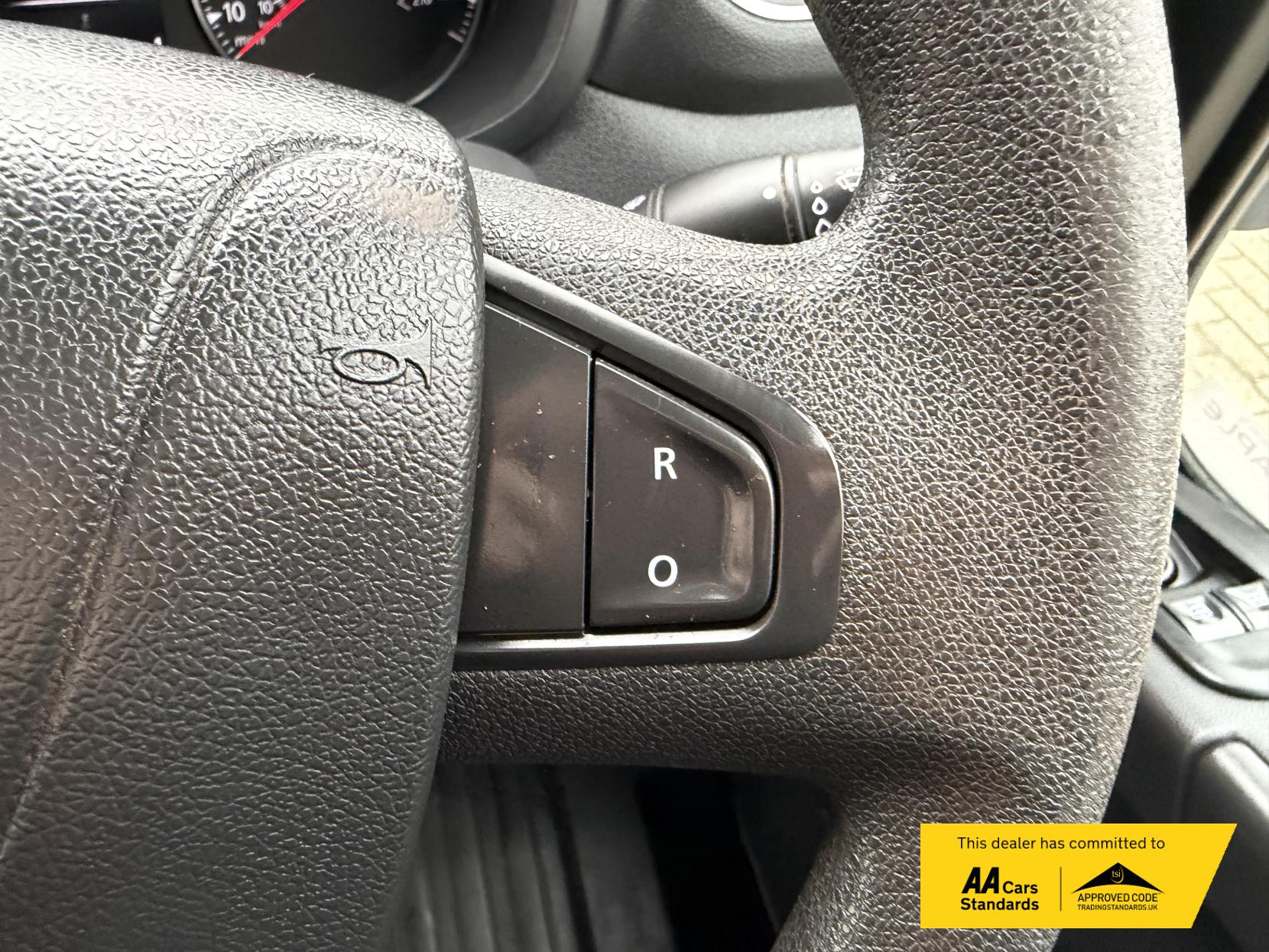 Vauxhall Movano 2.3 CDTi 3500 BiTurbo Edition Panel Van 5dr Diesel Manual FWD L3 H2 Euro 6 (135 ps)