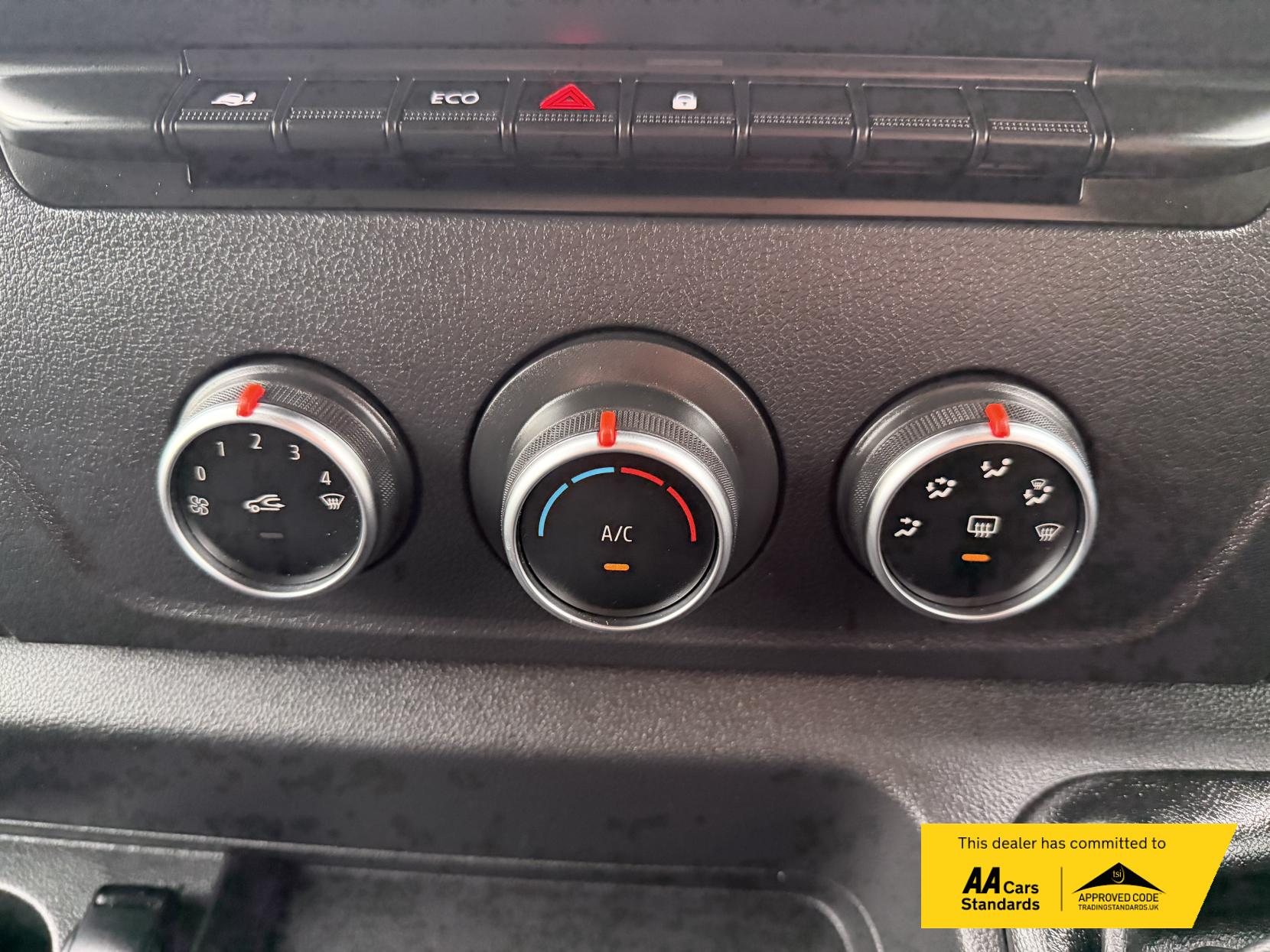 Vauxhall Movano 2.3 CDTi 3500 BiTurbo Edition Panel Van 5dr Diesel Manual FWD L3 H2 Euro 6 (135 ps)