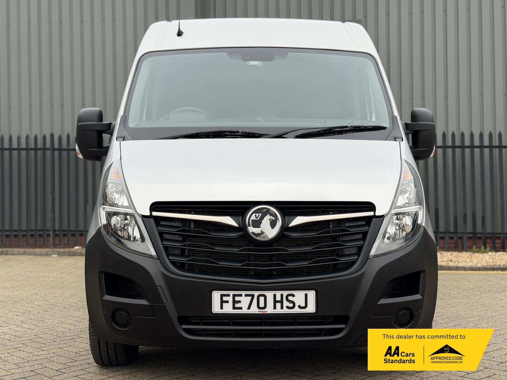 Vauxhall Movano 2.3 CDTi 3500 BiTurbo Edition Panel Van 5dr Diesel Manual FWD L3 H2 Euro 6 (135 ps)