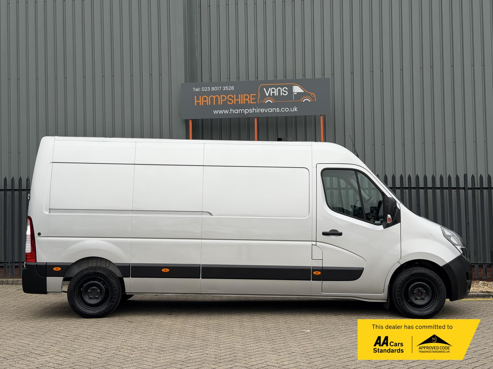 Vauxhall Movano 2.3 CDTi 3500 BiTurbo Edition Panel Van 5dr Diesel Manual FWD L3 H2 Euro 6 (135 ps)