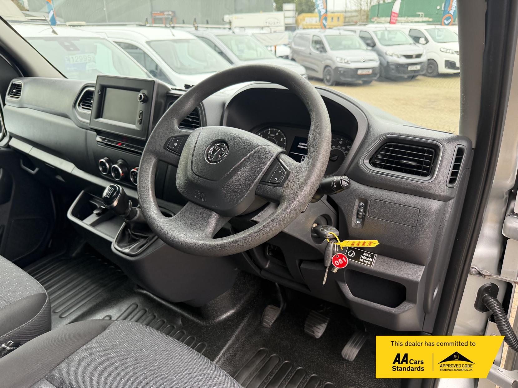 Vauxhall Movano 2.3 CDTi 3500 BiTurbo Edition Panel Van 5dr Diesel Manual FWD L3 H2 Euro 6 (135 ps)