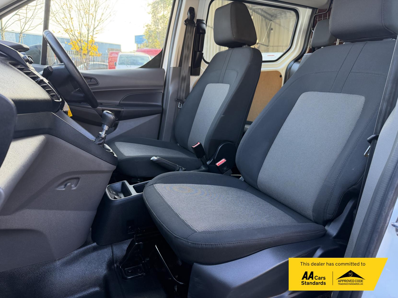 Ford Transit Connect 1.5 230 EcoBlue Leader Crew Van Double Cab 6dr Diesel Manual L2 Euro 6 (s/s) (100 ps)