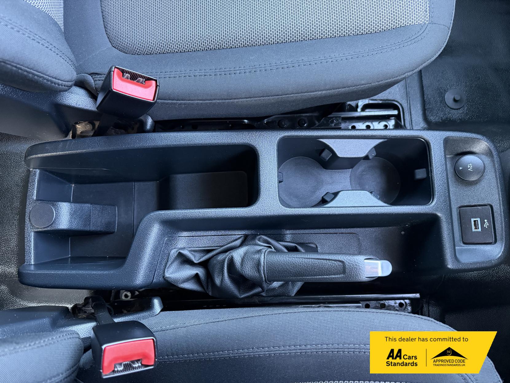 Ford Transit Connect 1.5 230 EcoBlue Leader Crew Van Double Cab 6dr Diesel Manual L2 Euro 6 (s/s) (100 ps)