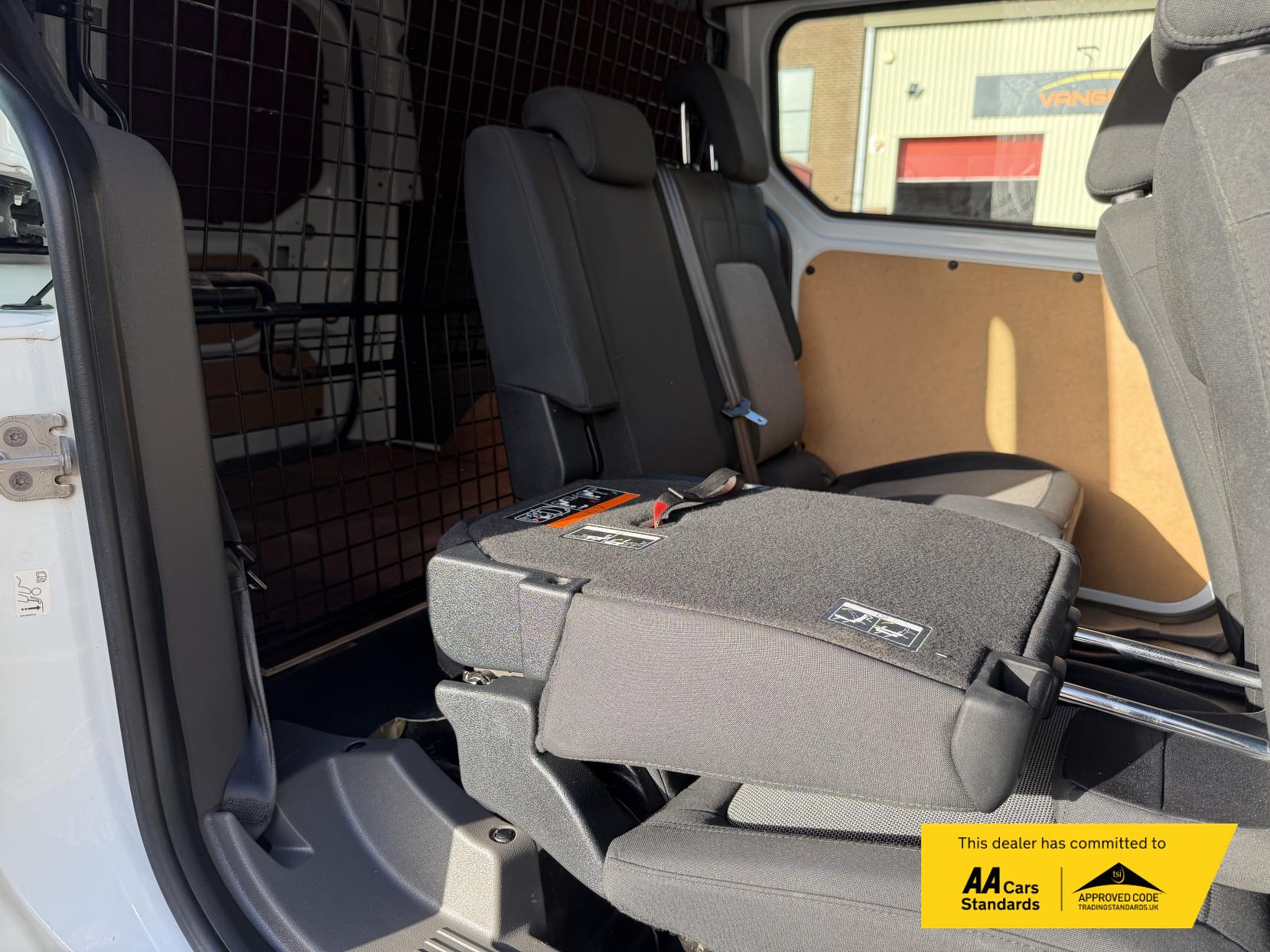 Ford Transit Connect 1.5 230 EcoBlue Leader Crew Van Double Cab 6dr Diesel Manual L2 Euro 6 (s/s) (100 ps)