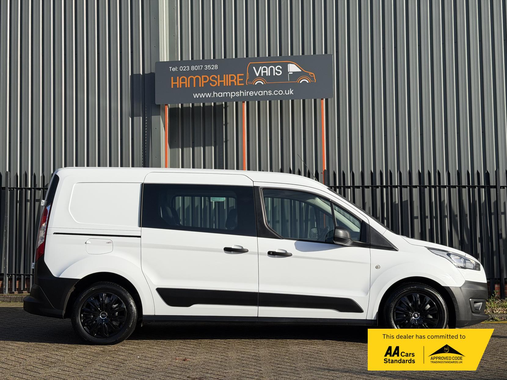 Ford Transit Connect 1.5 230 EcoBlue Leader Crew Van Double Cab 6dr Diesel Manual L2 Euro 6 (s/s) (100 ps)
