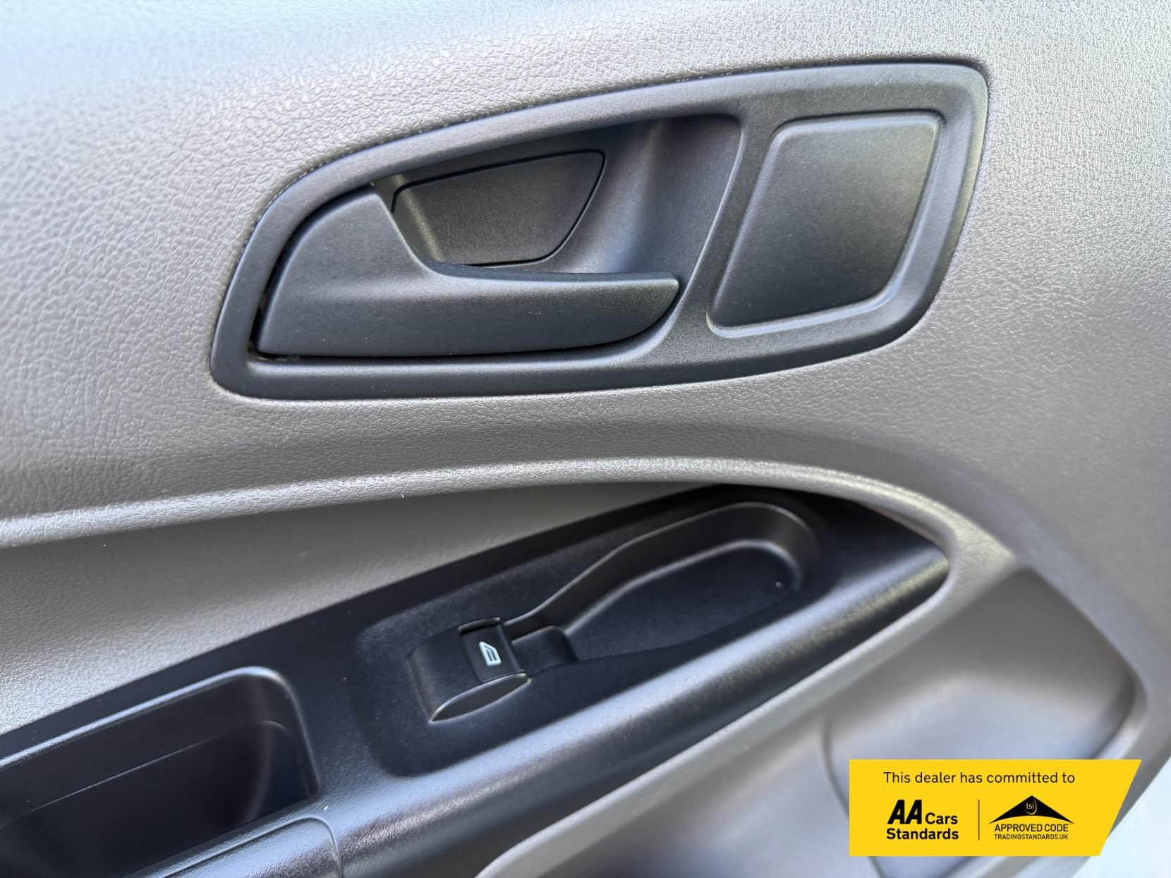 Ford Transit Connect 1.5 230 EcoBlue Leader Crew Van Double Cab 6dr Diesel Manual L2 Euro 6 (s/s) (100 ps)