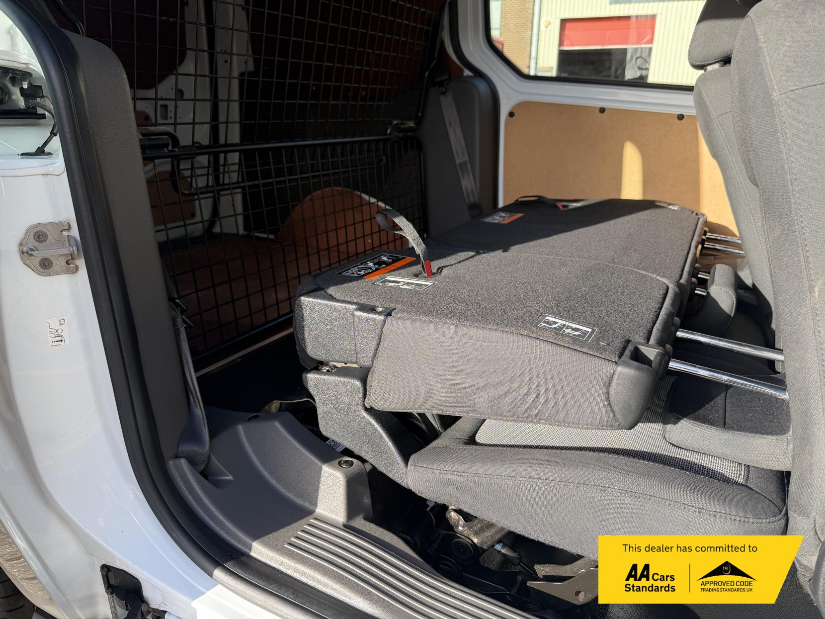 Ford Transit Connect 1.5 230 EcoBlue Leader Crew Van Double Cab 6dr Diesel Manual L2 Euro 6 (s/s) (100 ps)