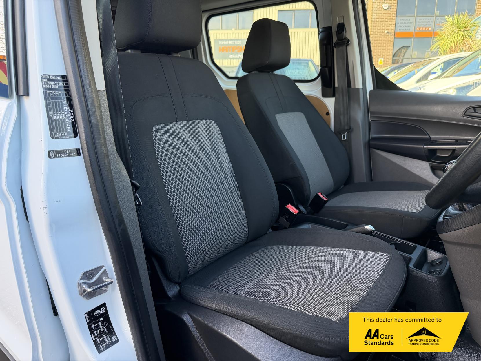 Ford Transit Connect 1.5 230 EcoBlue Leader Crew Van Double Cab 6dr Diesel Manual L2 Euro 6 (s/s) (100 ps)