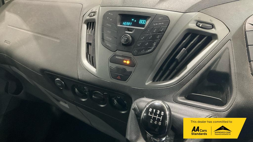 Ford Transit Custom 2.0 TDCi 310 Panel Van 5dr Diesel Manual L1 H1 (163 g/km, 104 bhp)