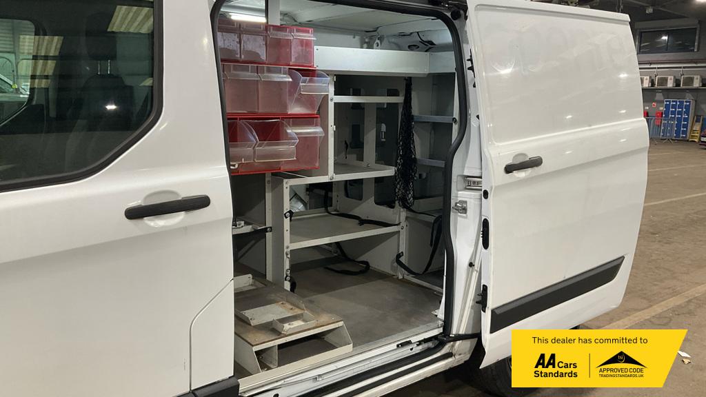 Ford Transit Custom 2.0 TDCi 310 Panel Van 5dr Diesel Manual L1 H1 (163 g/km, 104 bhp)