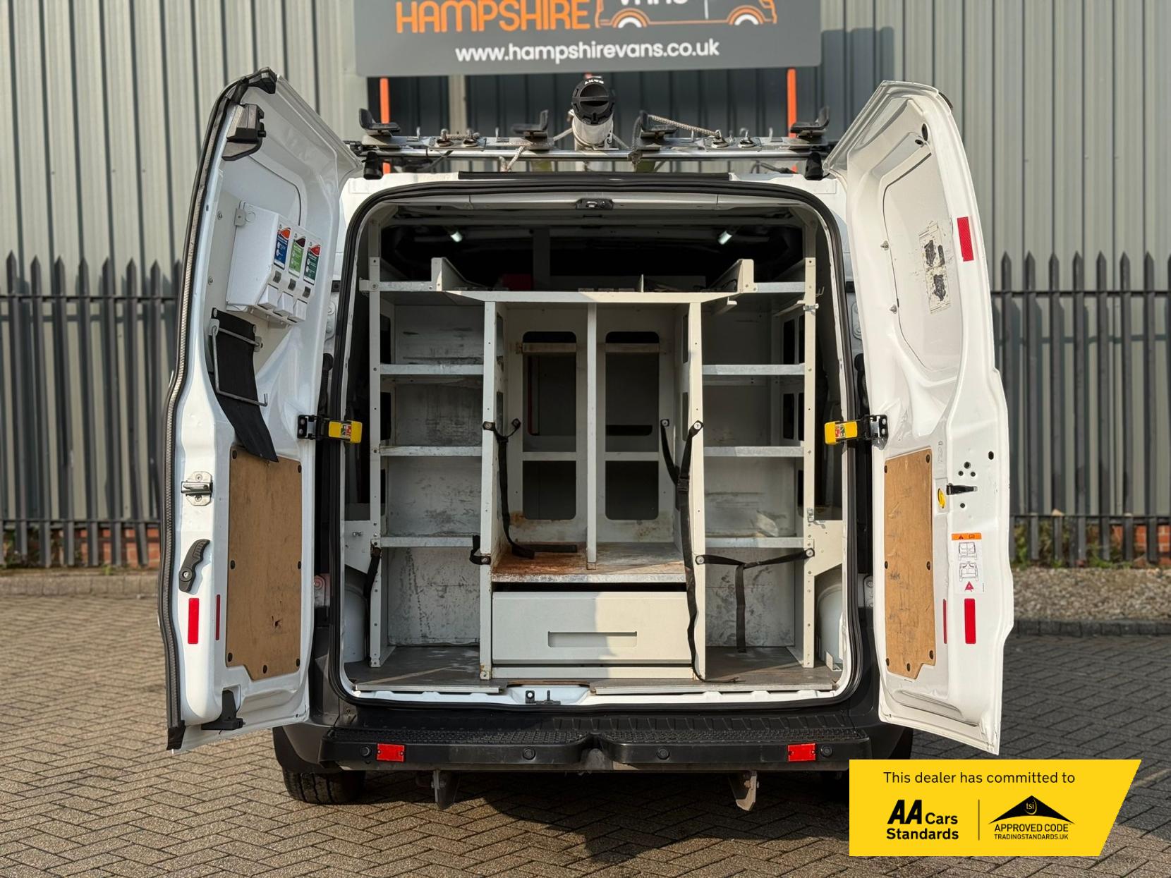 Ford Transit Custom 2.0 TDCi 310 Panel Van 5dr Diesel Manual L1 H1 (163 g/km, 104 bhp)