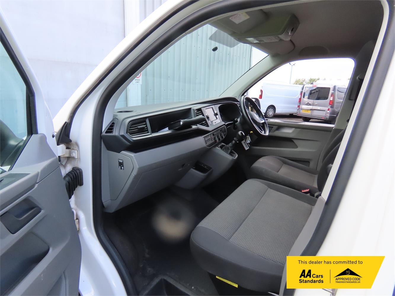 Volkswagen Transporter 2.0 TDI T28 Startline Panel Van 5dr Diesel Manual FWD LWB High Roof Euro 6 (s/s) (90 ps)