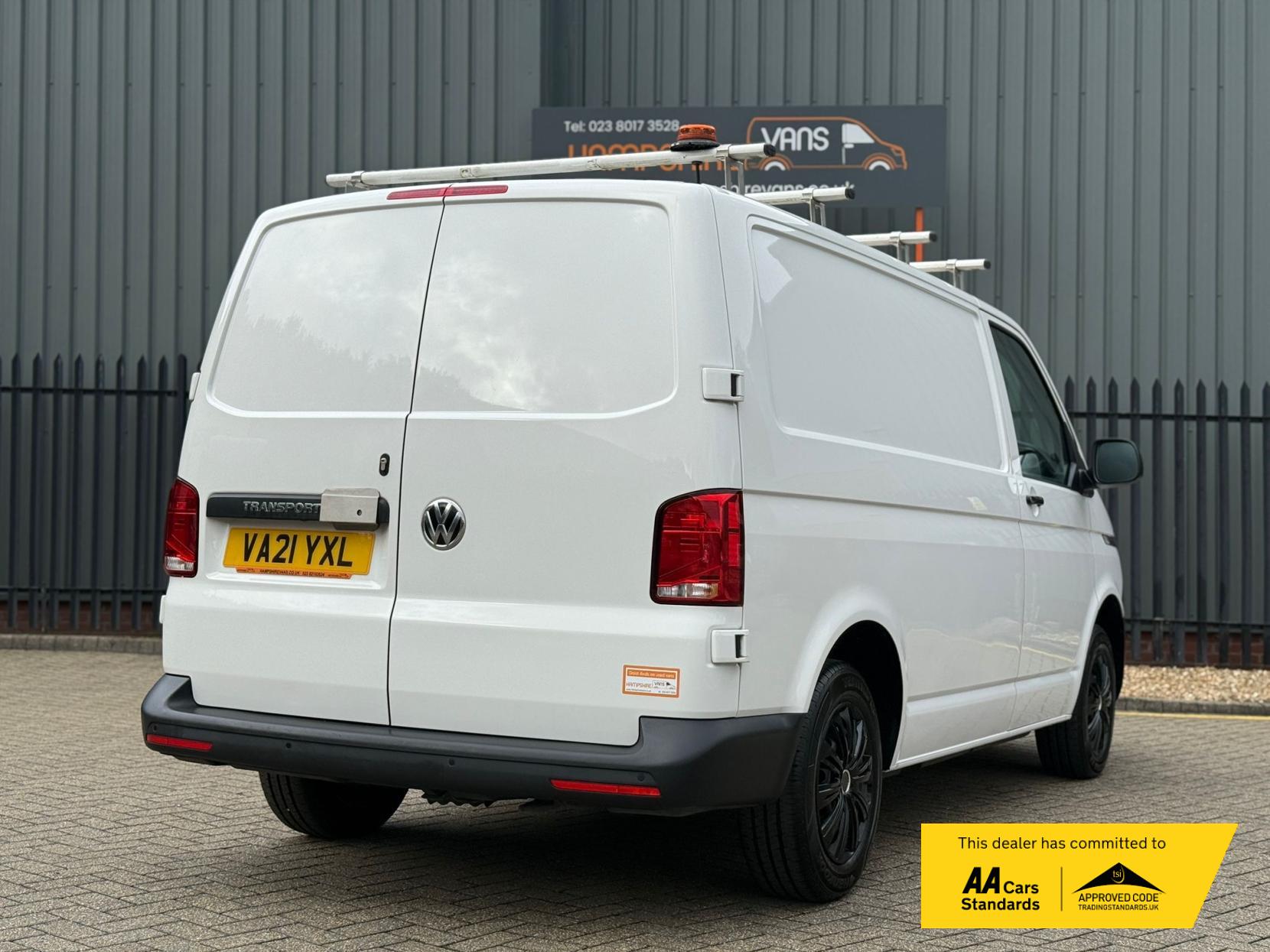 Volkswagen Transporter 2.0 TDI T28 Startline Panel Van 5dr Diesel Manual FWD LWB High Roof Euro 6 (s/s) (90 ps)