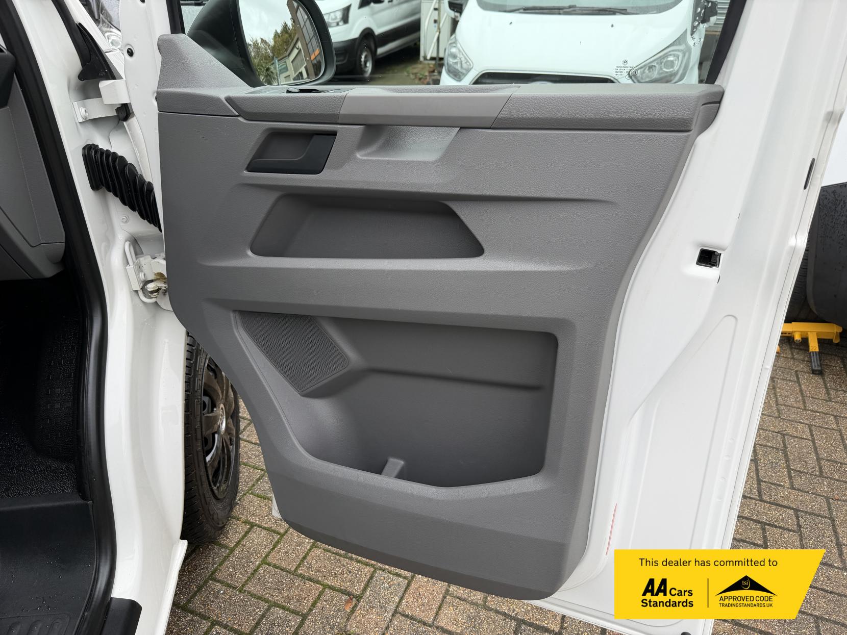 Volkswagen Transporter 2.0 TDI T28 Startline Panel Van 5dr Diesel Manual FWD SWB Euro 6 (s/s) (90 ps)