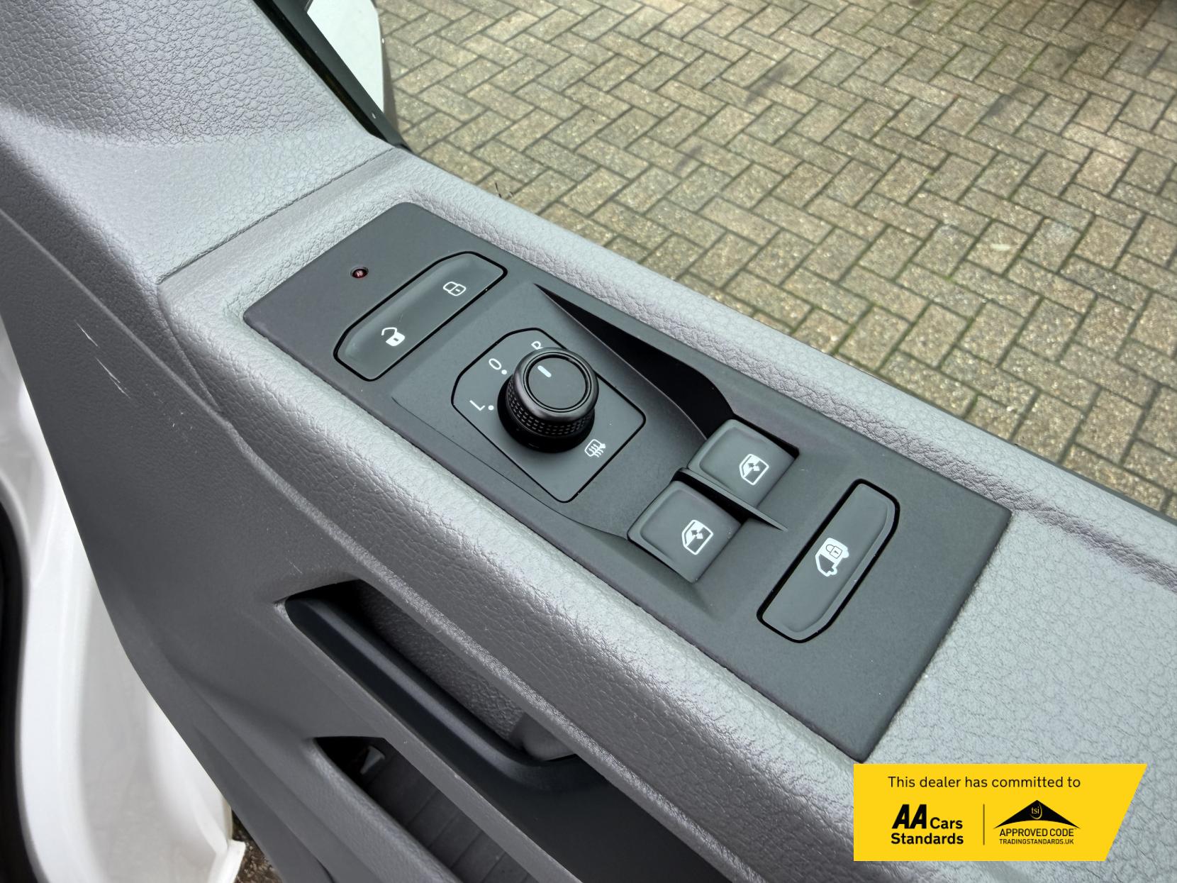 Volkswagen Transporter 2.0 TDI T28 Startline Panel Van 5dr Diesel Manual FWD SWB Euro 6 (s/s) (90 ps)