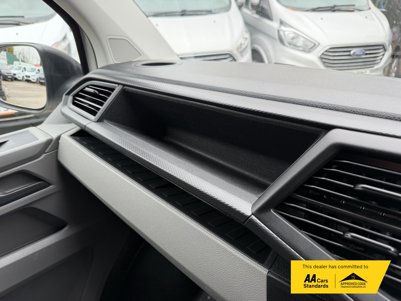 Volkswagen Transporter 2.0 TDI T28 Startline Panel Van 5dr Diesel Manual FWD SWB Euro 6 (s/s) (90 ps)